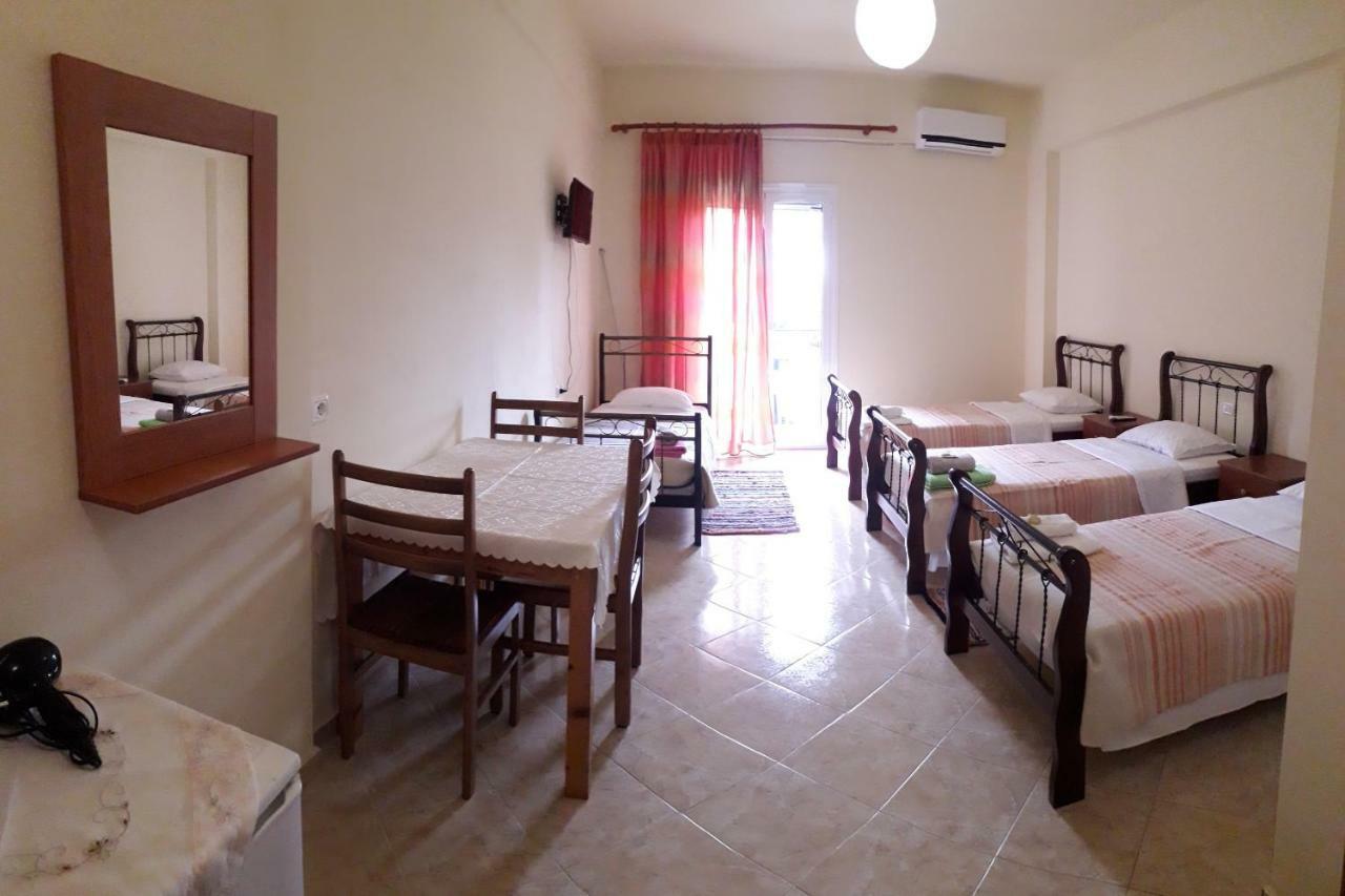 Agrotourism Himara Hotel Quarto foto